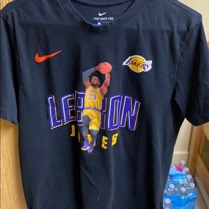 Lebron James tee shirt